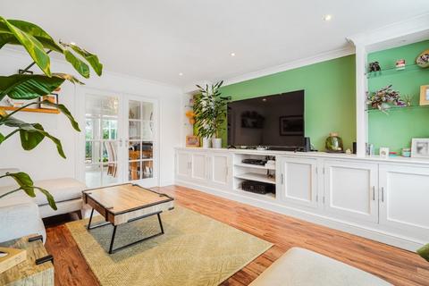 5 bedroom semi-detached house for sale, Yew Tree Crescent, Rossington, DN11