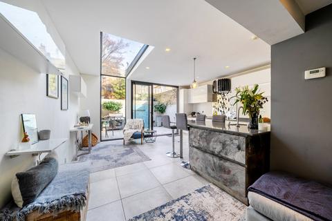 Harwood Road, Fulham, London, SW6