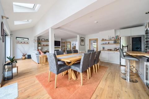 undefined, Birling Park Avenue, Tunbridge Wells, TN2