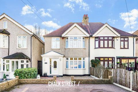 undefined, Slewins Lane, Hornchurch, RM11