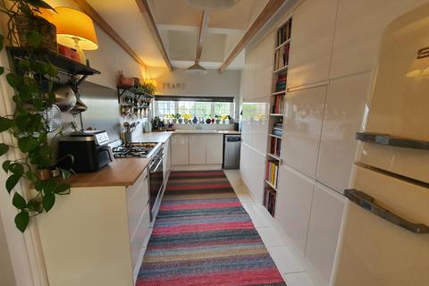 2 bedroom bungalow for sale, Summer Shard, South Petherton, TA13
