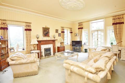 undefined, Park Road, Beaulieu Court, HG2