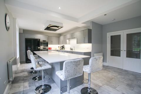 5 bedroom detached house for sale, Milton Road, Wokingham, RG40