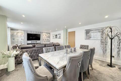 3 bedroom detached house for sale, Waddington Road, St Annes FY8