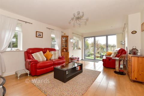 2 bedroom detached bungalow for sale, Orchard Field, Bethersden, Ashford, Kent