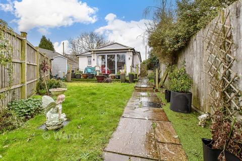 2 bedroom detached bungalow for sale, Orchard Field, Bethersden, Ashford, Kent