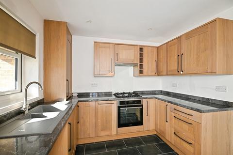 undefined, Walderslade Road, Chatham