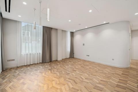 2 bedroom flat to rent, Carnwath Road, London SW6.