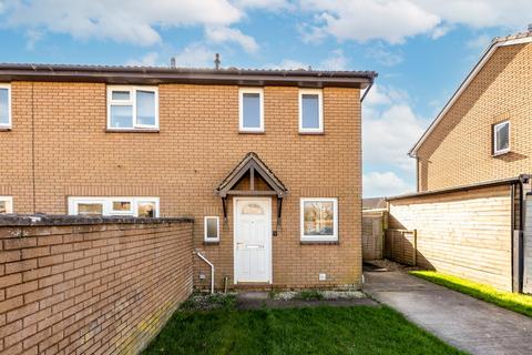 Bracken Close, Carterton, Oxfordshire, OX18