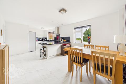 3 bedroom detached bungalow for sale, Vicarage Road, Deopham, Wymondham