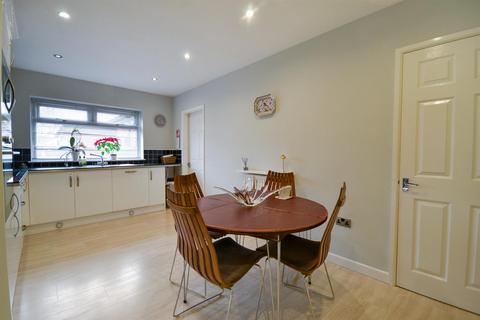 undefined, New Road, Radcliffe-On-Trent, Nottingham