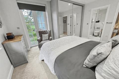 2 bedroom flat for sale, Talbot Woods
