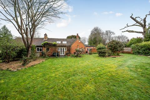 4 bedroom detached house for sale, Rectory Road,  Farnborough , GU14