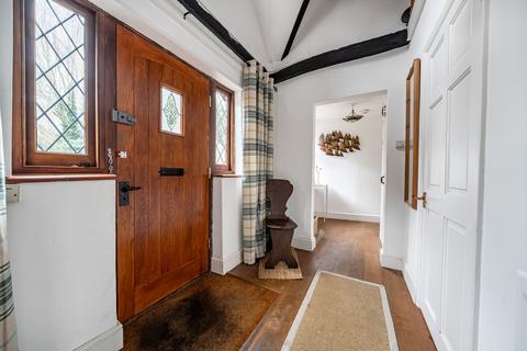 4 bedroom detached house for sale, Rectory Road,  Farnborough , GU14