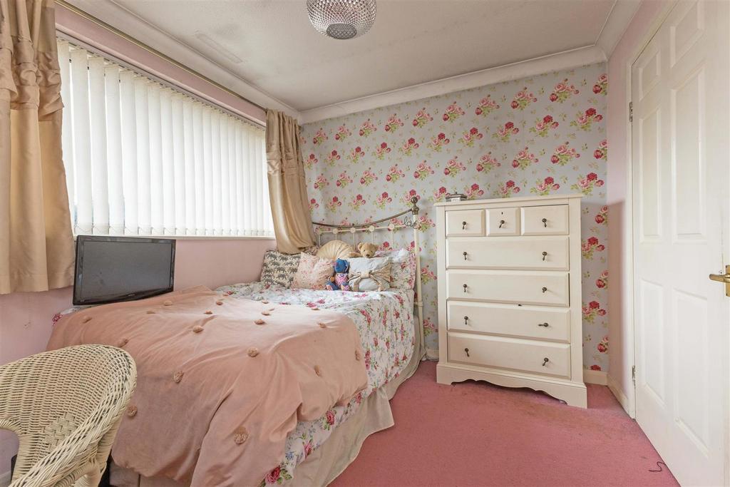 21 Mercian Way-19.jpg