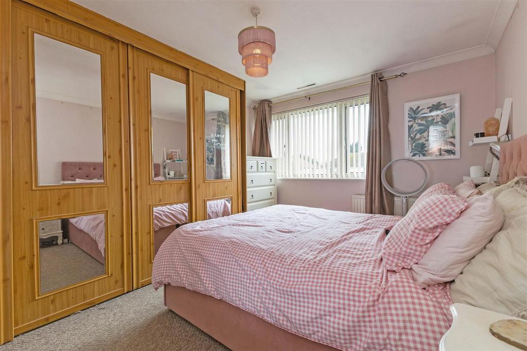 21 Mercian Way-16.jpg