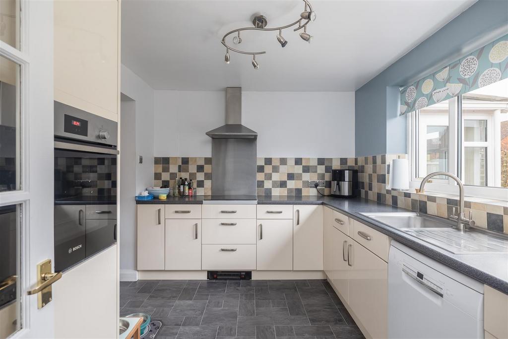 Whitfield Avenue 31 Kitchen-2.jpg