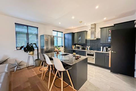 2 bedroom flat for sale, Alexandra Drive, Liverpool, L17