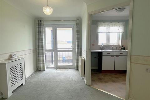 1 bedroom flat for sale, Wharfside Close, Erith, DA8 1QW