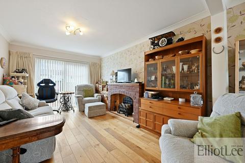 4 bedroom terraced house for sale, Torbay Road, Harrow HA2