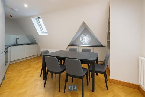 2 bedroom apartment to rent, The Broadway, Woodford Green IG8