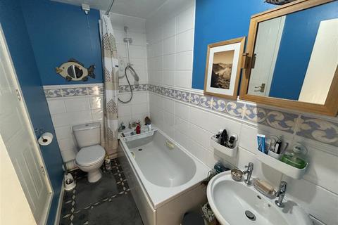 2 bedroom terraced house for sale, Harris Croft, Wem.