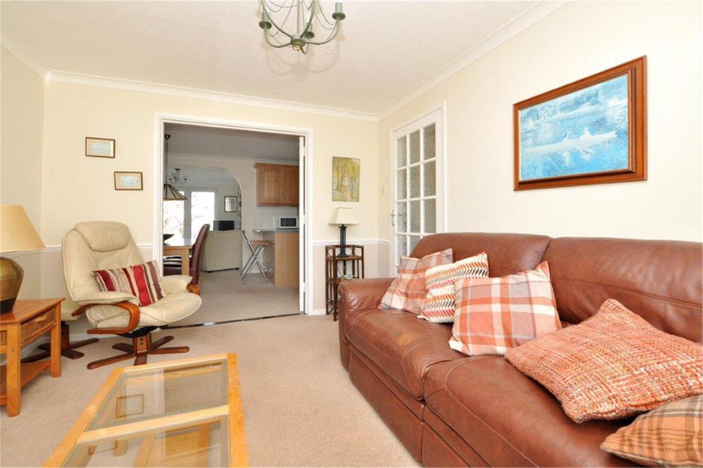 Living Room, 3