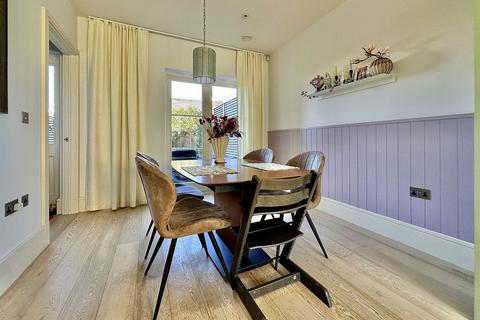 3 bedroom terraced house for sale, Lascelles Avenue, Bath