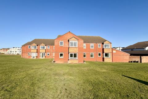 2 bedroom apartment for sale, Sandpiper Court, Cleveleys FY5