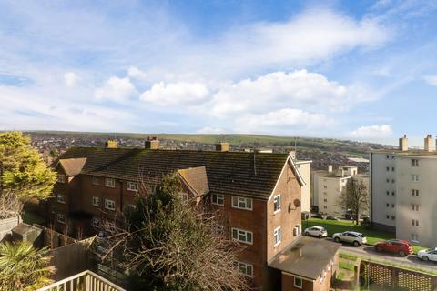 4 bedroom terraced house for sale, Slinfold Close, Brighton, East Sussex