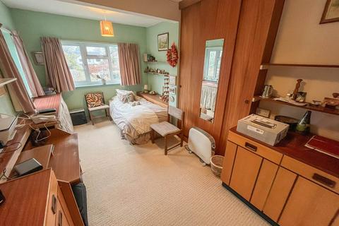 3 bedroom semi-detached house for sale, Warren Road, Hillmorton, Rugby, CV22