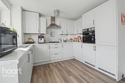 4 bedroom detached house for sale, Eveleigh Gardens, Hockley