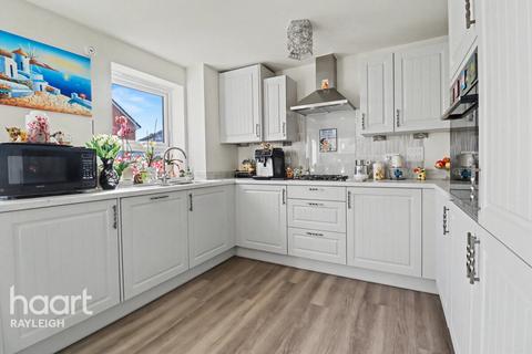 4 bedroom detached house for sale, Eveleigh Gardens, Hockley