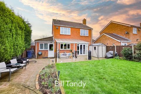 4 bedroom detached house for sale, Chestnut Close, Handsacre, Rugeley, WS15
