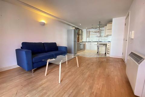 1 bedroom apartment to rent, W3, 51 Whitworth Street West