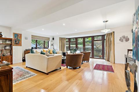 4 bedroom detached house for sale, The Covert, Northwood HA6