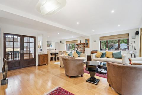 4 bedroom detached house for sale, The Covert, Northwood HA6