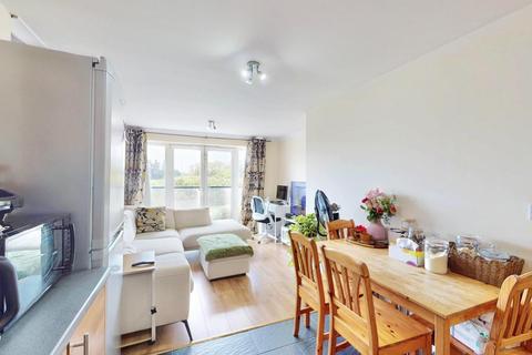 1 bedroom flat to rent, Medici Close, Ilford, IG3