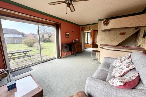 3 bedroom detached bungalow for sale, Bay Close, Poole BH16