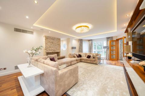 undefined, The Bishops Avenue, London N2
