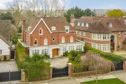 undefined, The Bishops Avenue, London N2