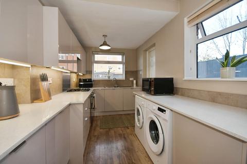 3 bedroom semi-detached house for sale, Heaton Street, Chesterfield, Derbyshire, S40