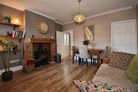 3 bedroom semi-detached house for sale, Heaton Street, Chesterfield, Derbyshire, S40