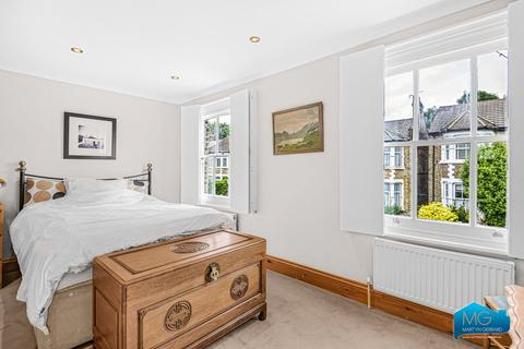 3 bedroom terraced house for sale, Long Lane, East Finchley, London, N2