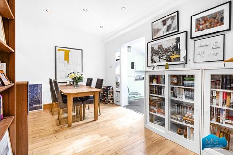 3 bedroom terraced house for sale, Long Lane, East Finchley, London, N2