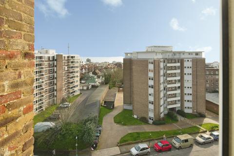 2 bedroom flat for sale, Furze Hill, Hove, East Sussex, BN3