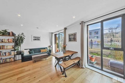 Barker House, Navigators Walk, London, E3