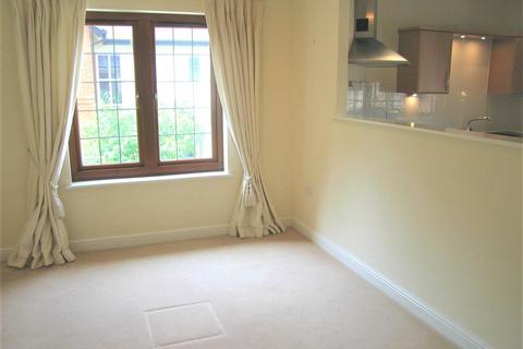 2 bedroom flat to rent, Annesley House, Guildford GU2