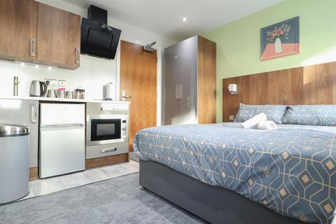 undefined, Queens Road, Coventry CV1