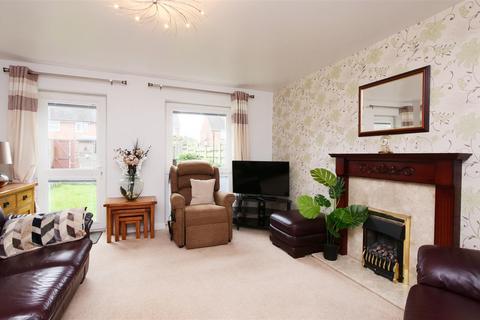 2 bedroom end of terrace house for sale, Birch Copse, York